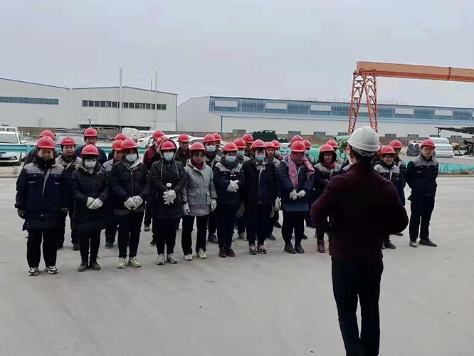 領導視察.jpg 領導視察.jpg